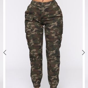 Fashion nova camo pants